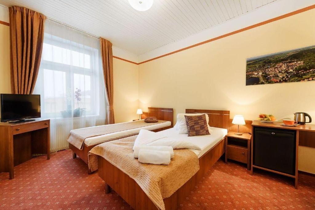Hotel Табор Экстерьер фото