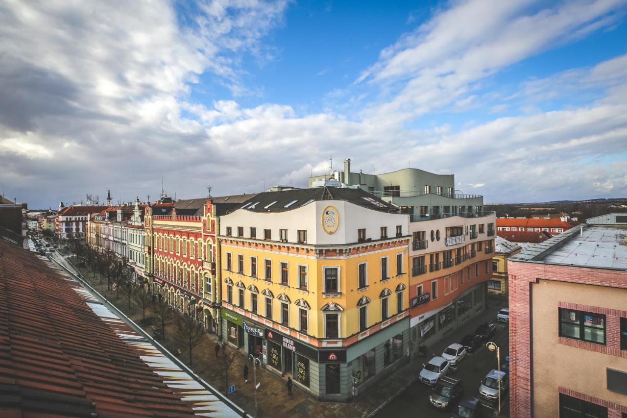 Hotel Табор Экстерьер фото