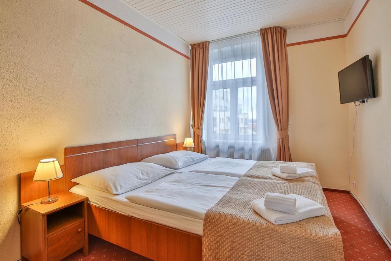 Hotel Табор Экстерьер фото