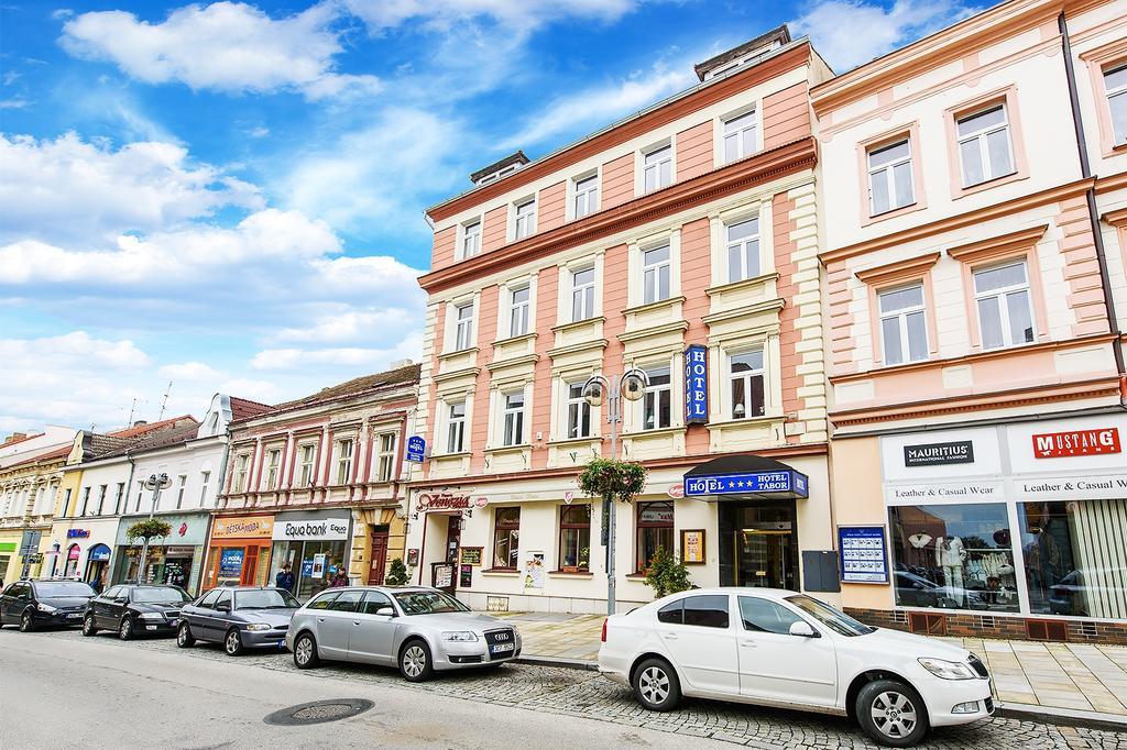 Hotel Табор Экстерьер фото