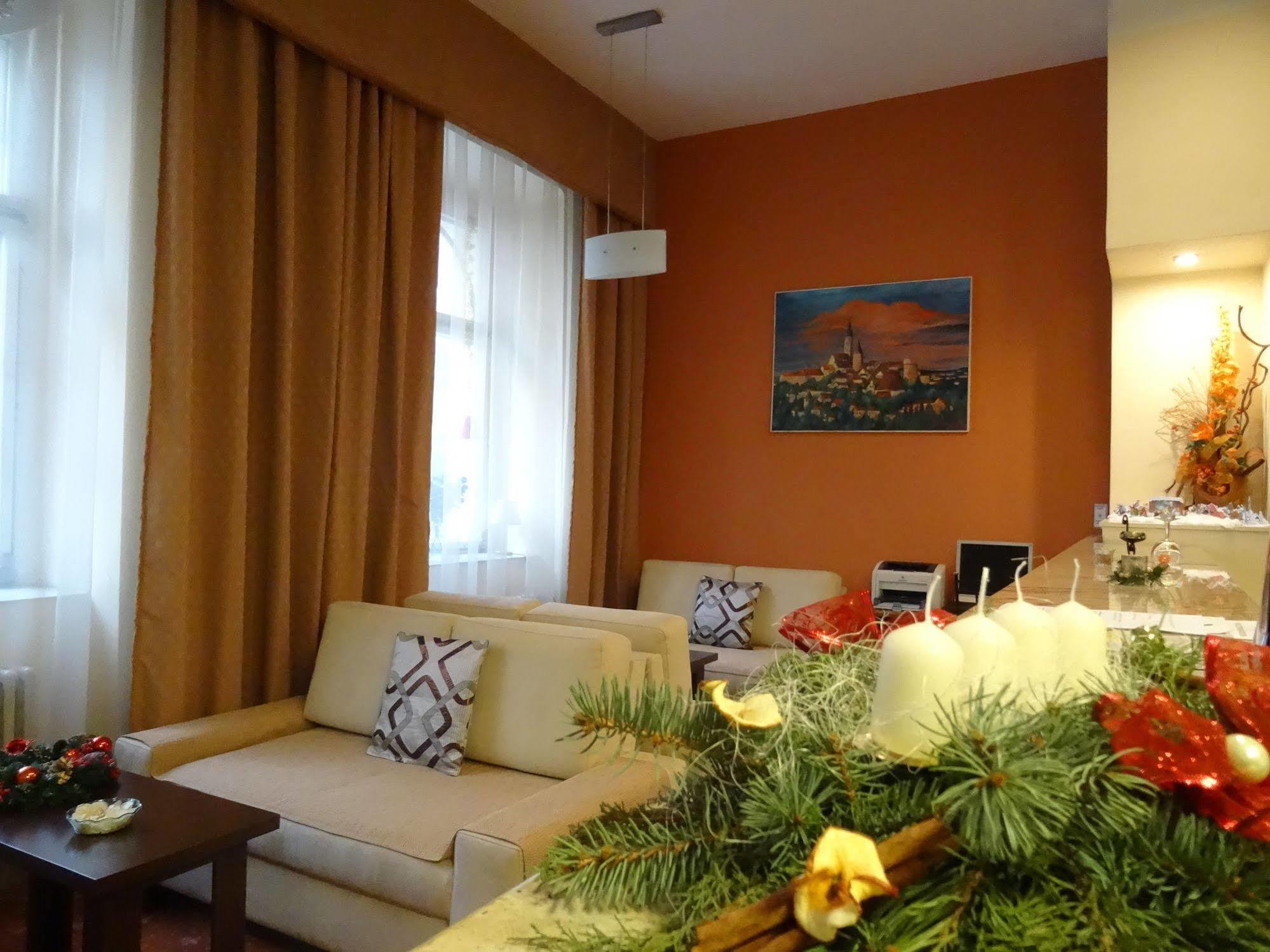 Hotel Табор Экстерьер фото